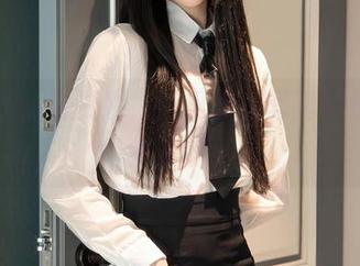 秀人网 – 看温妮，搞怪女孩写真，绝对不会冷场！