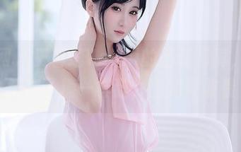 秀人网 – 王馨瑶Yanni的圣诞写真，真的跟吃了糖一样甜，甜到不敢看