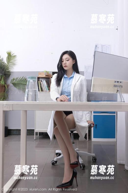 秀人网-西希白兔 秀人网 - 西希白兔终于分享她的棉袜合集,这就跟迷失在云端的舒适感一样。