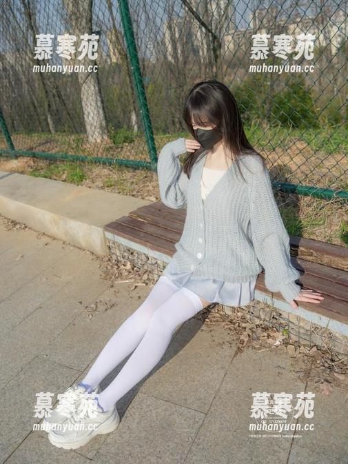 紧急企划发力，JK白丝写真又来了！