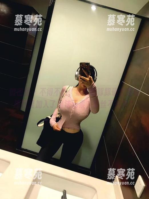 微密圈 - 不得不说，紫色哒豚豚确定是在原图里加入了魔法元素，蕾丝不简单？
