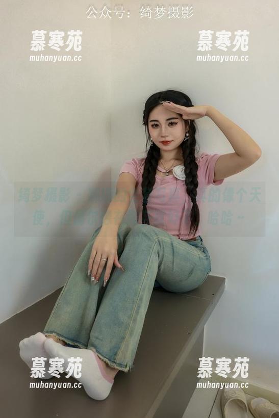 绮梦摄影 - 娜娜的全套写真，真的像个天使，但偶尔像在撒花就好了，哈哈～