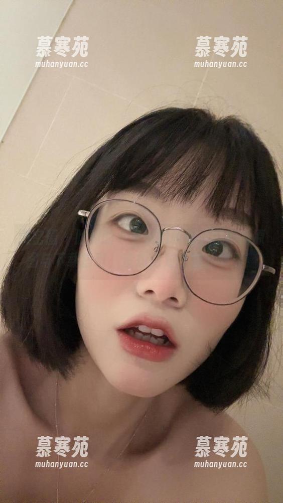 胜利的小生活 微密圈 - 胜利的小生活的校服,巧妙的原图与下载指引,没想到对比如此明显!
