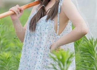 花铃Hana的女仆图集：下载前先确认你的勇气！