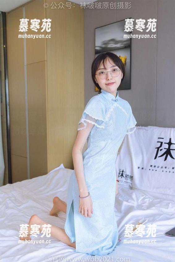 袜啵啵 - 毛衣不能只靠温暖，小沫说她要把它穿成一件心机单品，私拍资源看这里！