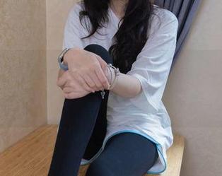 袜啵啵 – 让人垂涎的糯米高清时刻，JK制服横空出世，分享给你那点花絮