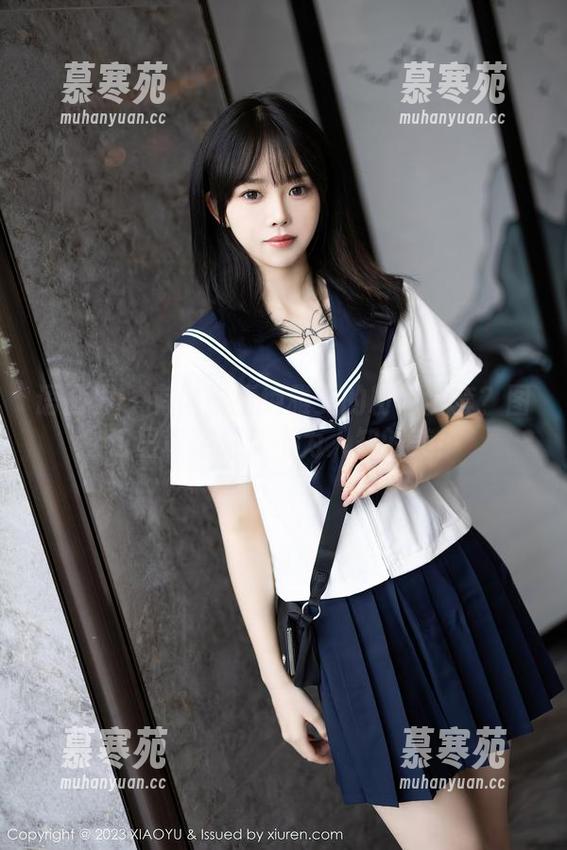 语画界-雅雯 语画界 - 有谁能拒绝雅雯的粉色全套?图包里肯定藏了不为人知的美!