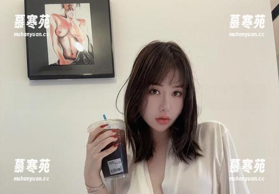 微密圈 - 阿色的居家引力：其实就只是懒穿的原图合集而已
