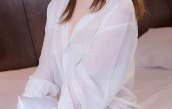 数星星、算制服！看雯妹不讲道理的写真合集，脑洞大开！