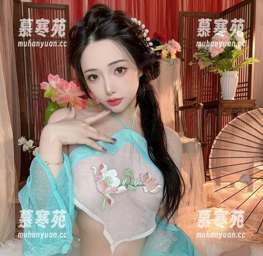 雯妹不讲道理的最新分享来了！520特辑豪华版，爱心加戏，我都被融化了…