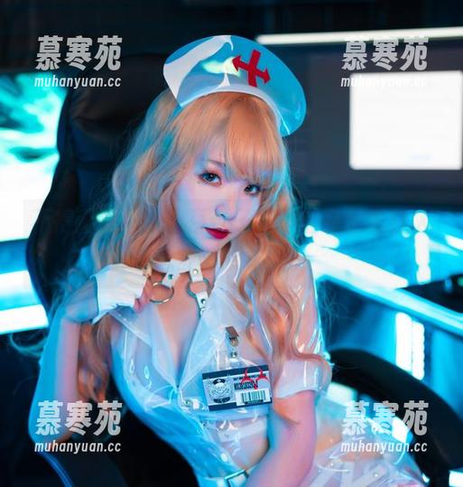 青水百合子 不得不说,青水百合子的职业装全套让人想立刻换衣柜。