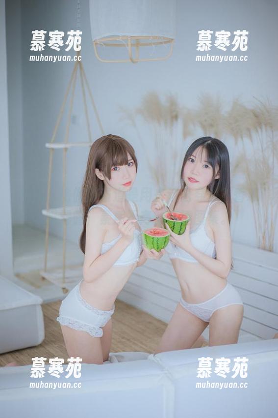 所以，瑜伽服难道是用来这么穿的？香草喵露露，素质不高的高清图集。