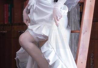 精灵般的鬼畜瑶在不在w，从泡沫到动态的浴缸照片